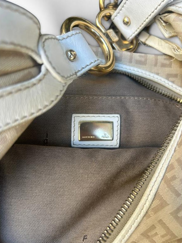 Fendi Hobo beige monogram