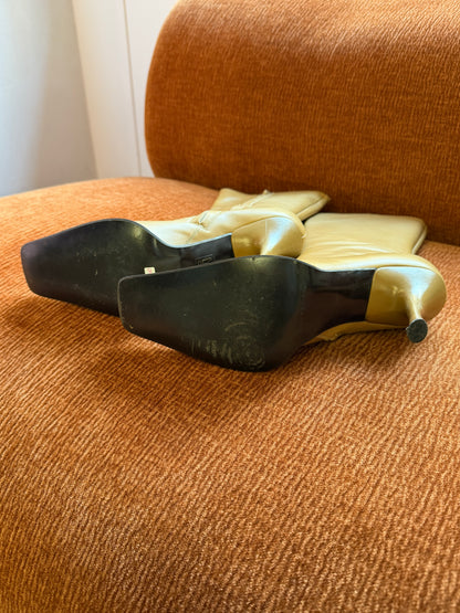 Vintage boots beige