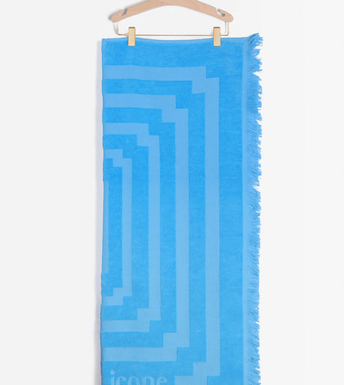 Serviette de plage bleue