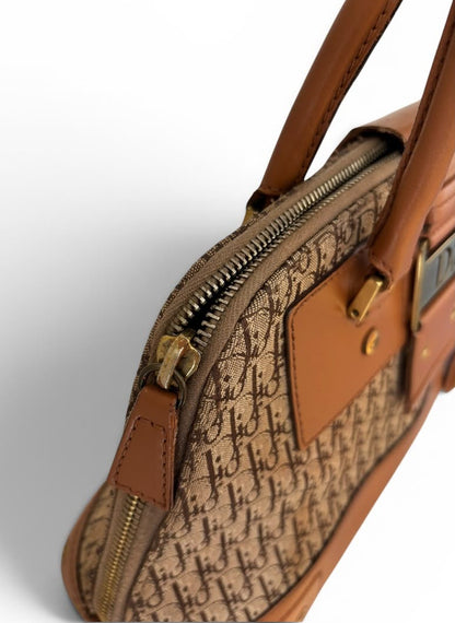 Dior Hobo brown