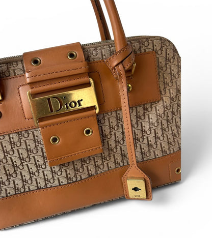 Dior Hobo brown
