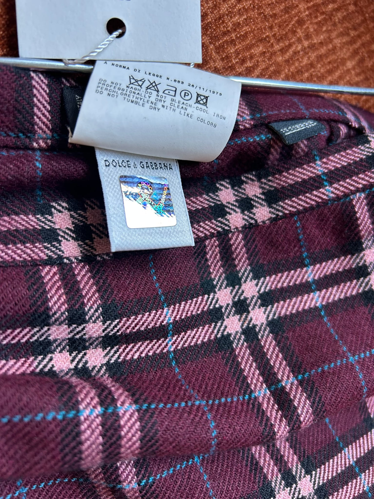 D&G tartan skirt burgundy