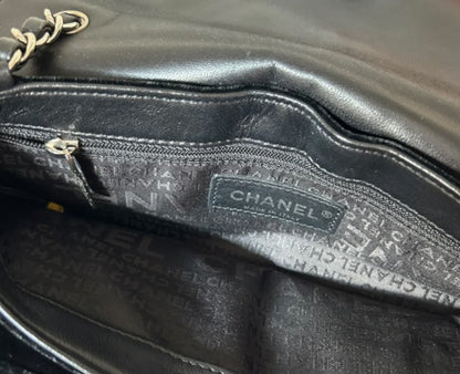 Chanel No.5 camellia pochette velvet black