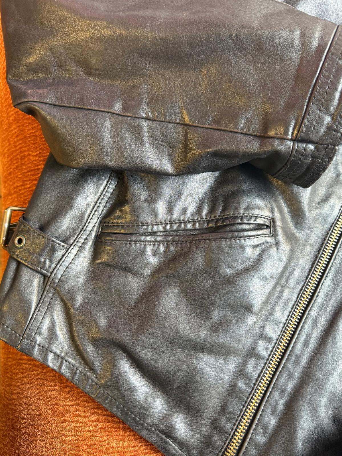 Vintage leather bomber black
