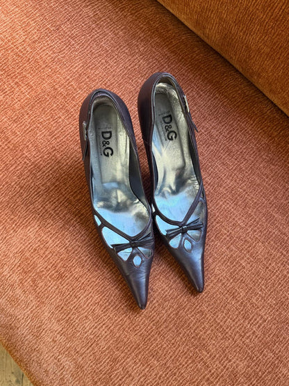 D&G open tie pointed heel dark brown