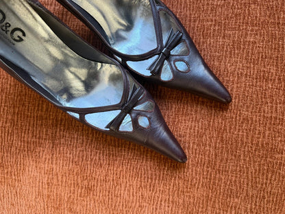 D&G open tie pointed heel dark brown