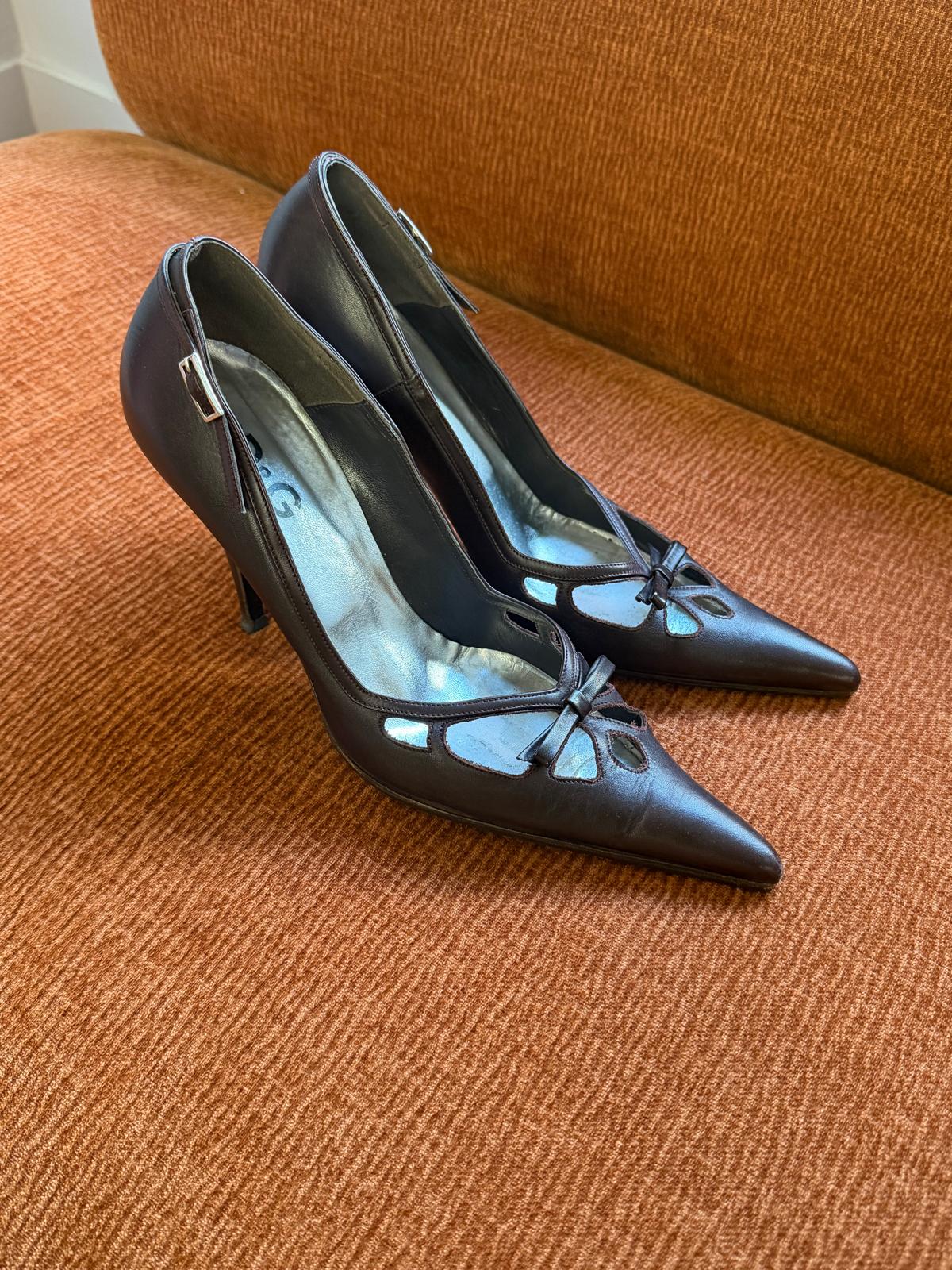 D&G open tie pointed heel dark brown